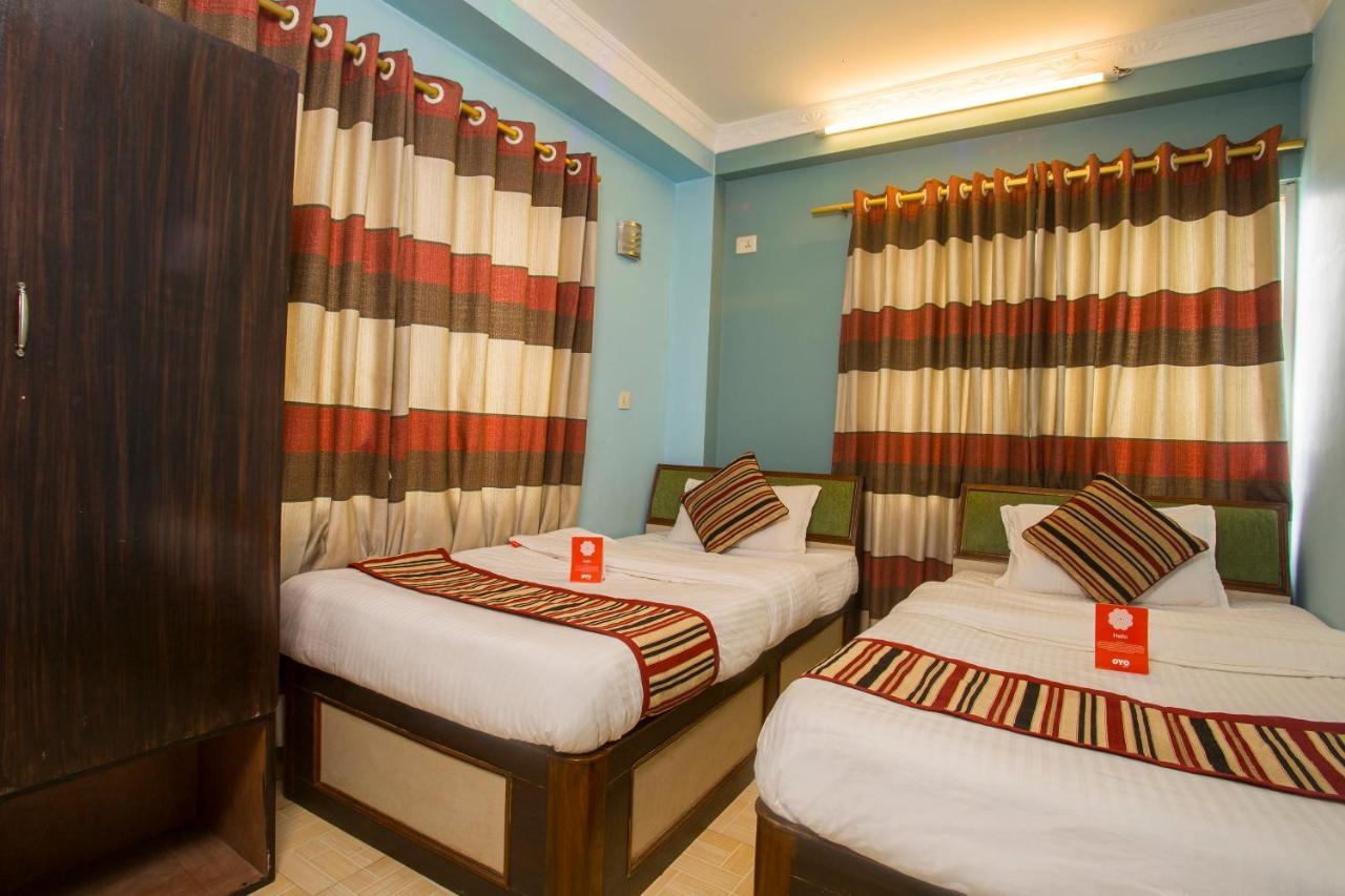 Oyo 145 Sirahali Khusbu Hotel &Lodge Catmandu Exterior foto